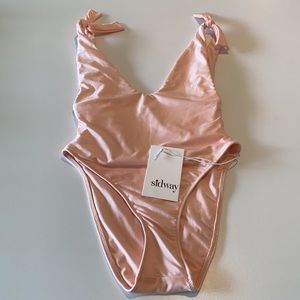 NWT Sidway women’s one piece swimsuit.
